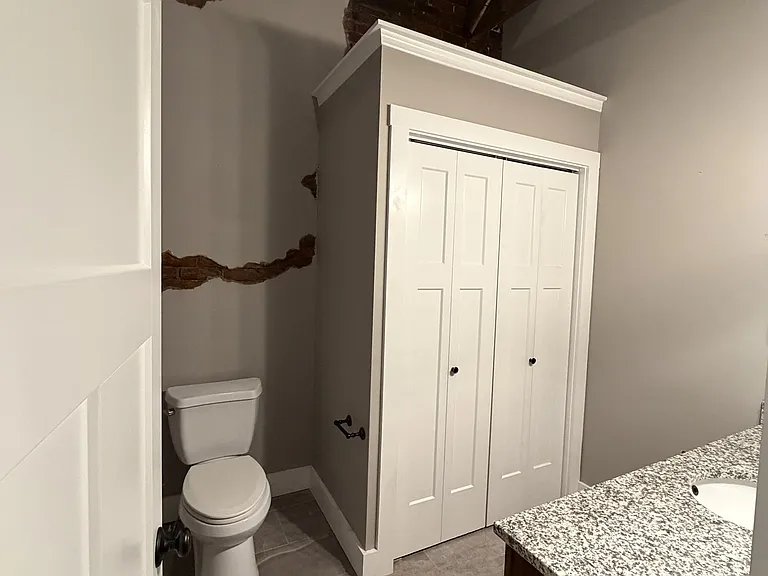314 N Main St #203 — Photo 6