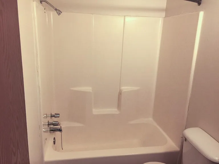 Nicholas Manor — Photo 10