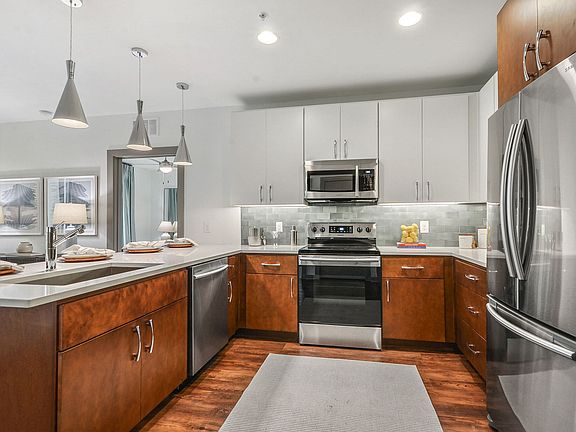 3rd image of 6207 S West Shore Blvd #9600055