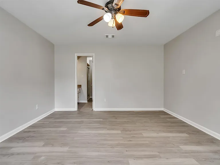 612 Orangewood Dr — Photo 18