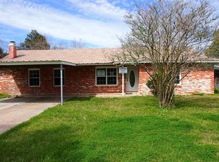 312 Bridal Wreath Ave, Orange, TX 77630