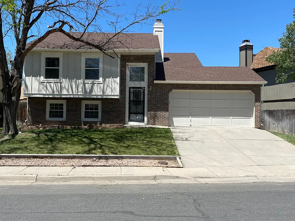 2061 Cheyenne Ave