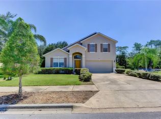 906 Summit Ash Ct, Deland, FL 32724