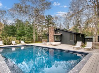 16 4th St, East Hampton, NY 11937