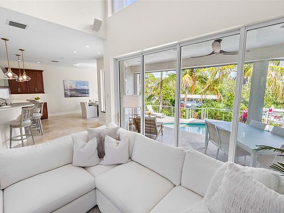 5th image of 7118 Hawks Harbor Cir