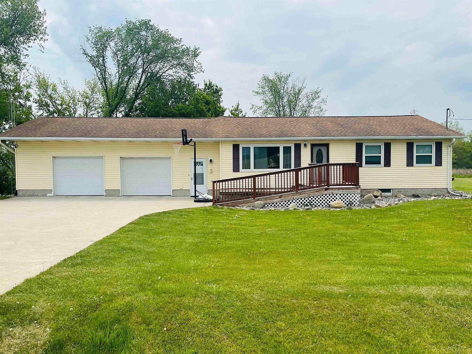 5517 Birch Run Rd, Millington, MI 48746 Zillow