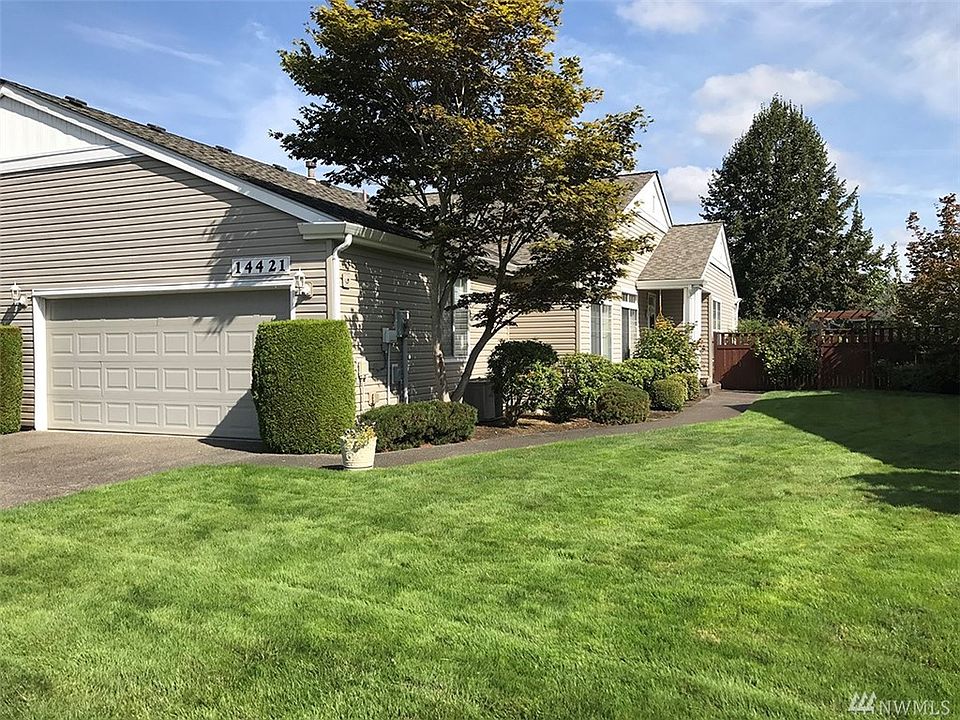 1st image of 14421 Riverwalk Dr
