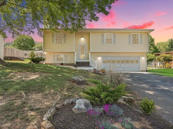 72 Ray St, Roanoke, VA 24019