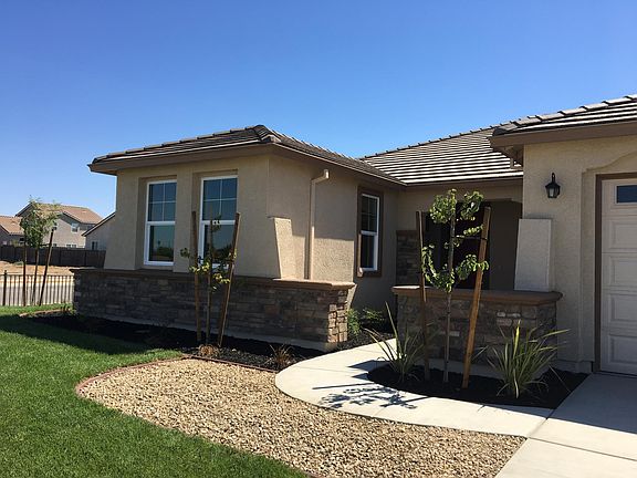5th image of 1020 Barcelona Dr