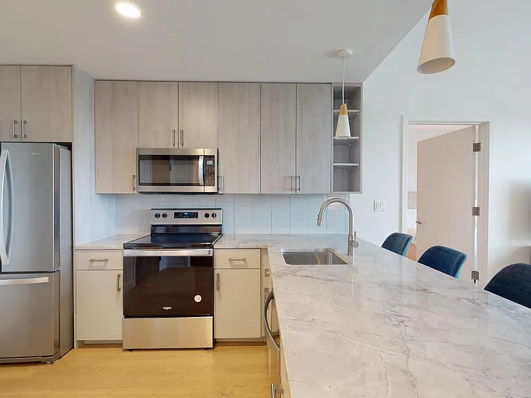 55 BRIGHTON AT PACKARD CROSSING — Photo 16