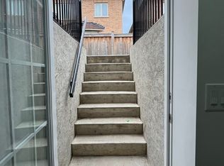 6 Humberstone Cres #BASEMENT, Brampton, ON L7A 4C4
