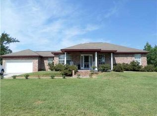 10083 Garfield St, Waveland, MS 39520
