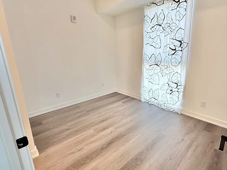 33 Erie Ave #1308 — Photo 10