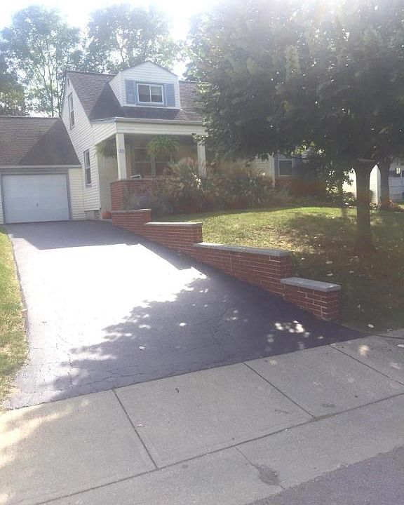 1st image of 103 Sharon Springs Dr