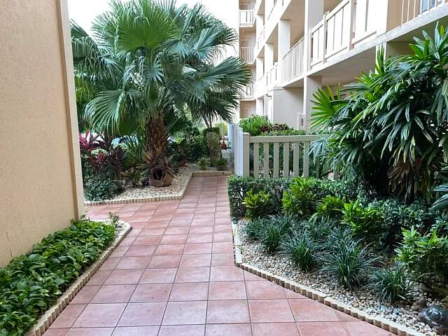 2 bed, 2.0 bath, 1230 sqft, $3,000 — Photo 3