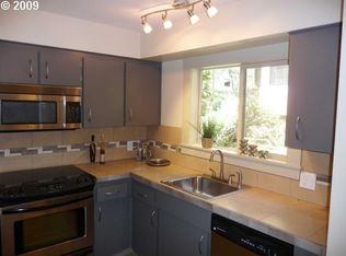 810 SE 27th Ave, Portland, OR
