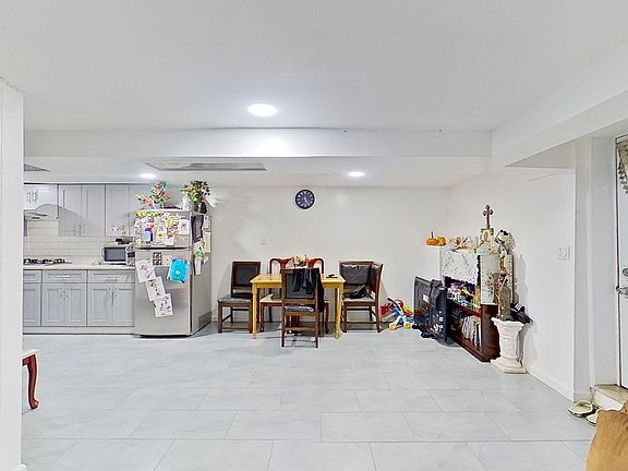 2nd image of 8622 15th Ave Floor 1