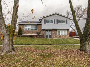7806 167th St, Tinley Park, IL