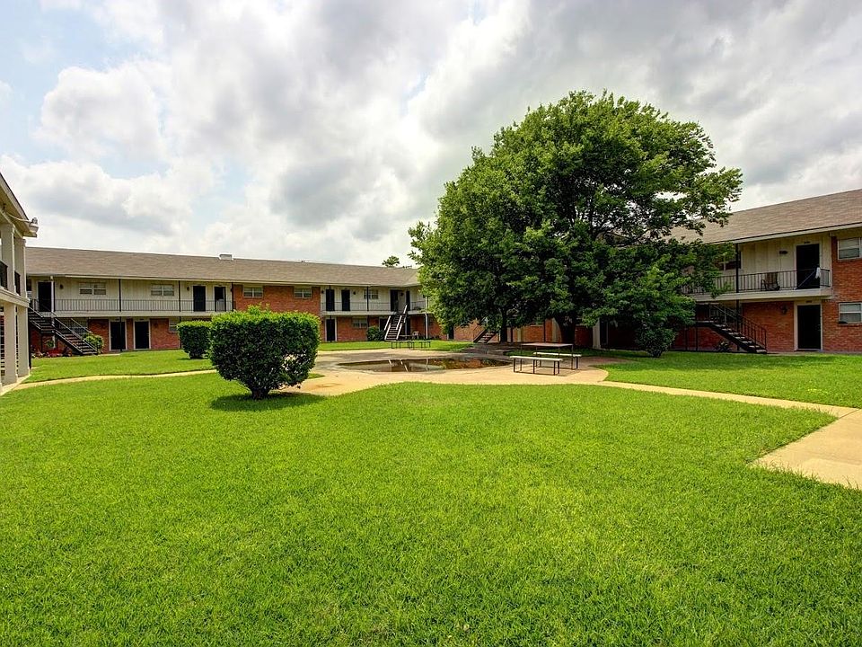 2nd image of 5901 Edmond Ave APT 214