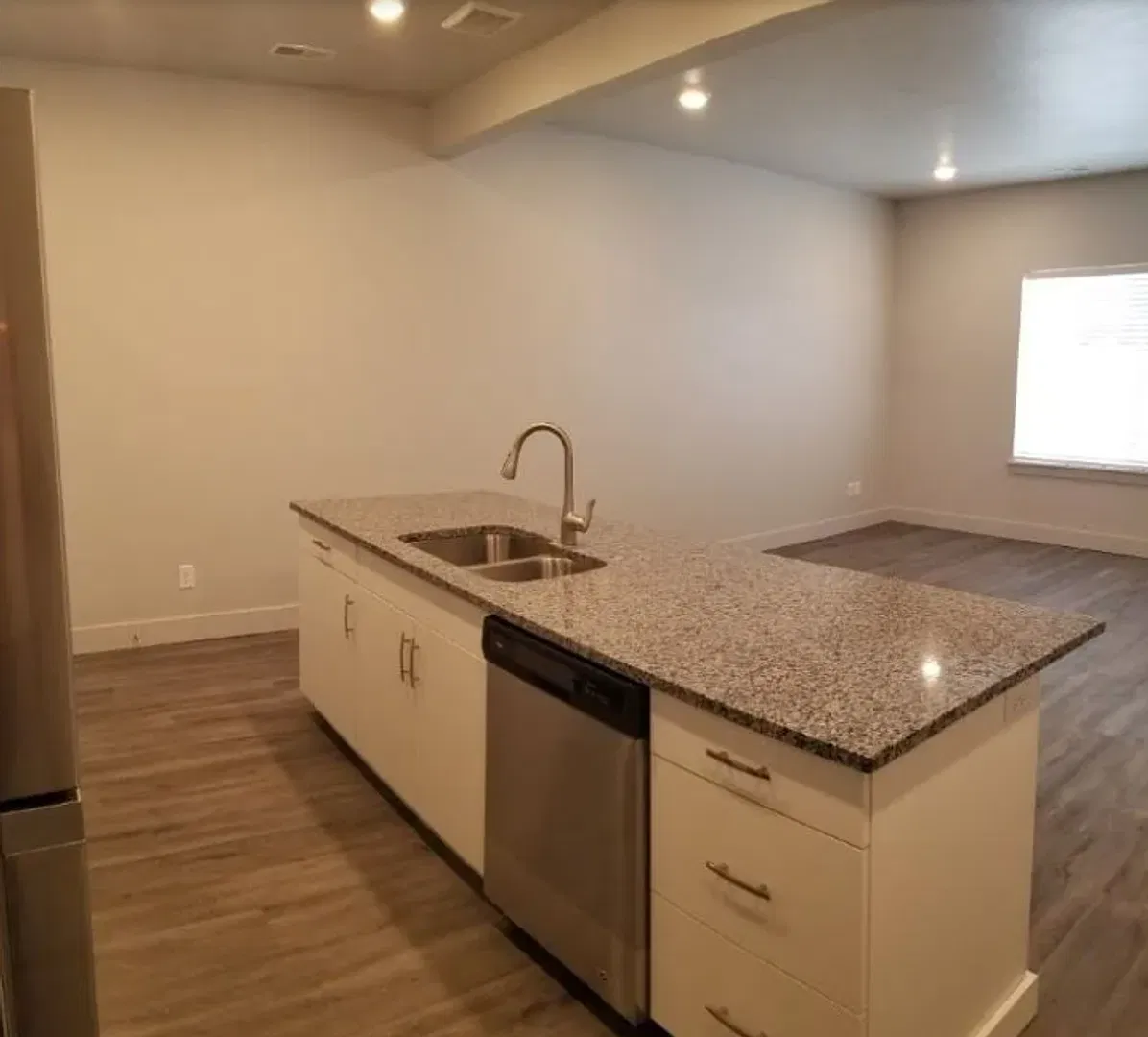 5 bath Townhome located in Idaho Falls! — Photo 4