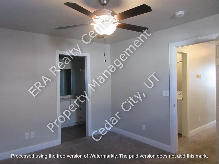 352 W 400 N #D2 — Photo 11