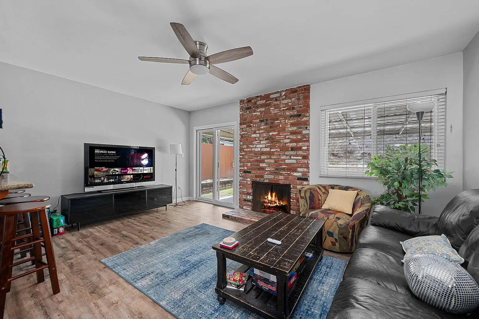 6 bed, 1462 sqft, $8,400 — Photo 4