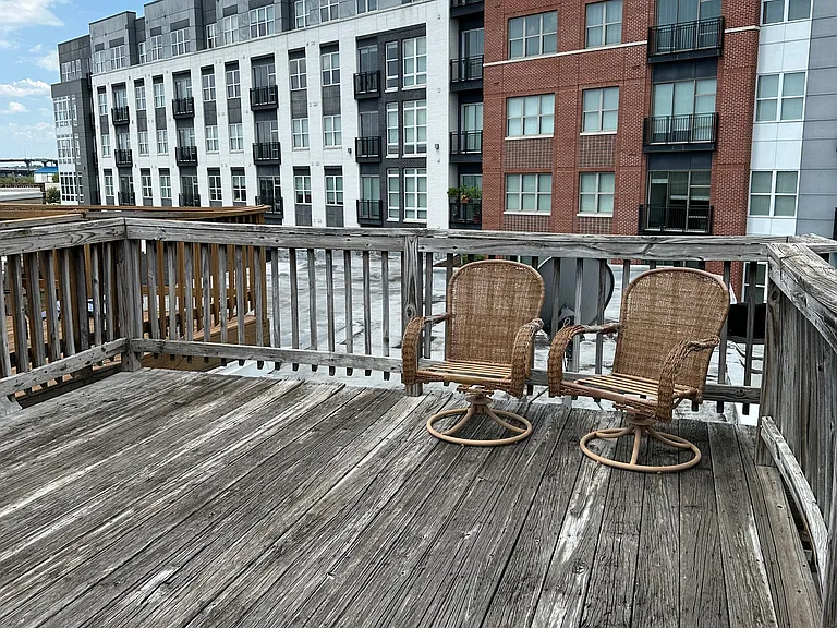 1115 Race St — Photo 10
