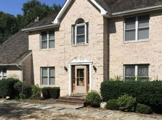 17528 Bowie Mill Rd, Derwood, MD 20855