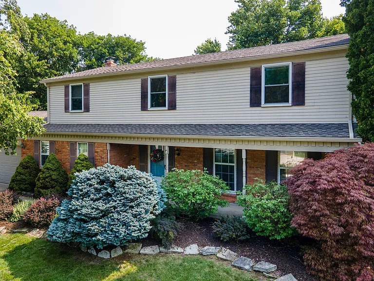 707 Rutgers Rd — Photo 5