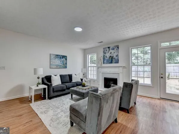 3050 Kentmere Dr, Cumming, GA 30040
