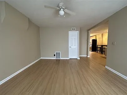 202 N Townsend St — Photo 21