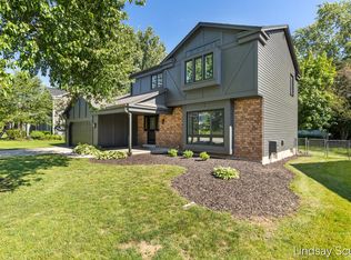 1830 Lockmere Dr SE, Kentwood, MI 49508