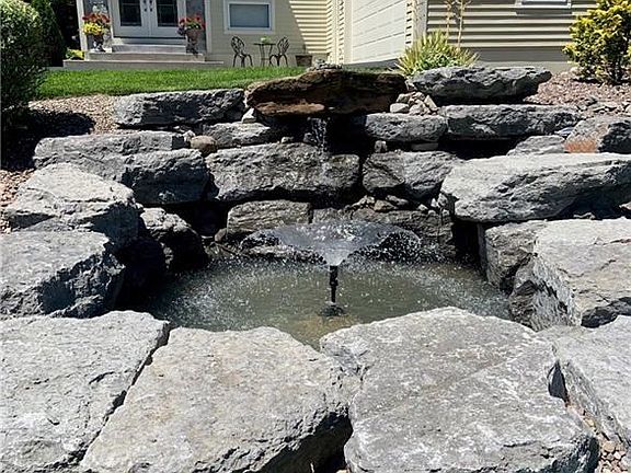 3rd image of 3318 Misty Cove Cir