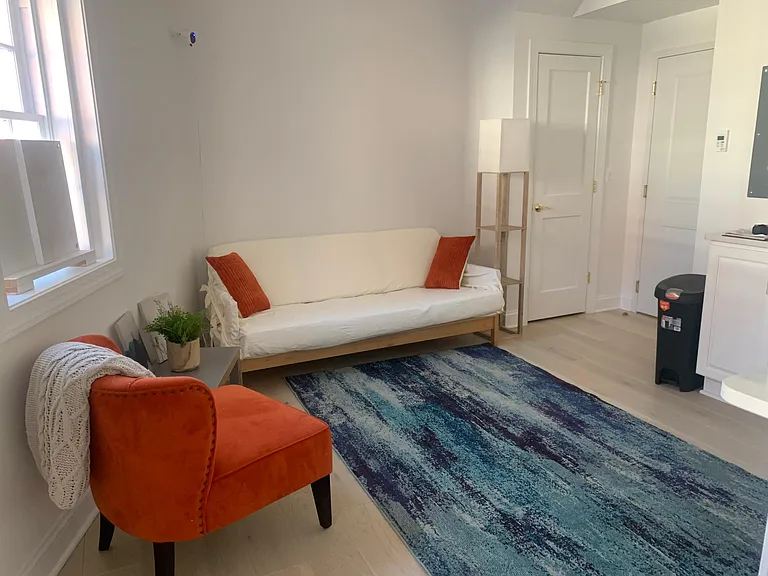 152 Main St #203 — Photo 8