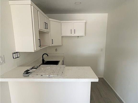 4th image of 3820 N 9th Ct #5