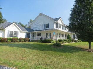 8260 Hudson Dr, La Plata, MD 20646
