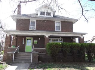 525 S 4th St, Clinton, IN 47842