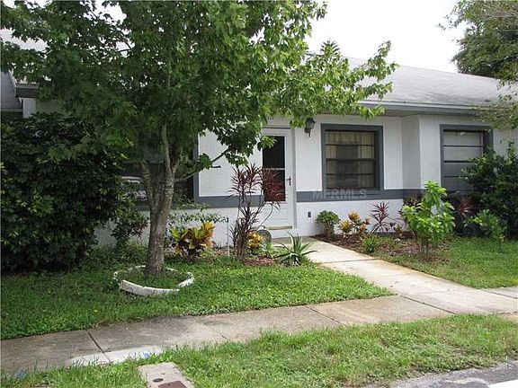 2nd image of 1171 Somerset Cir S