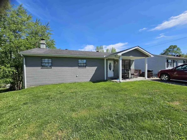 1700 Callihan St, Flatwoods, KY 41139