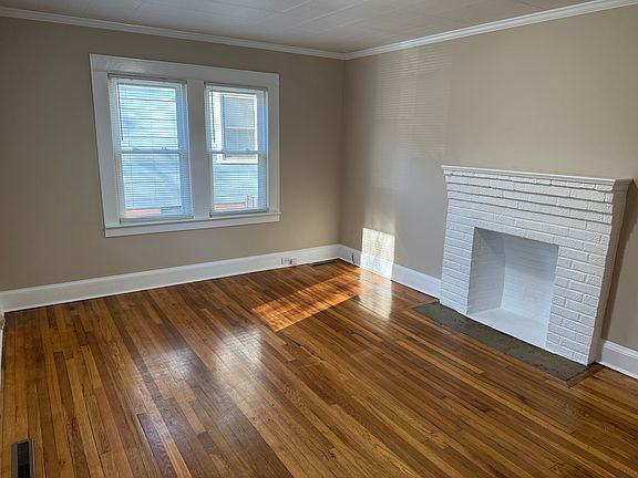 2nd image of 445 Reynolda Dr