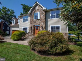 902 S Quincy St, Arlington, VA 22204