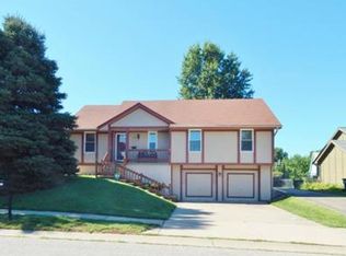 1405 Camille St, Liberty, MO 64068