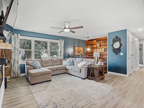 5th image of 318 Parkway Dr
