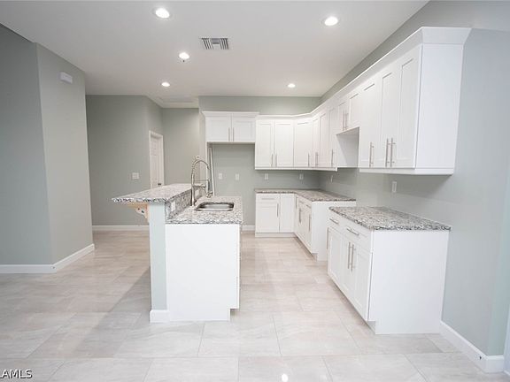 5th image of 3214 16th St W