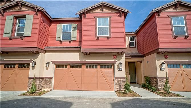 Craftsman exterior with attached 2-car garage