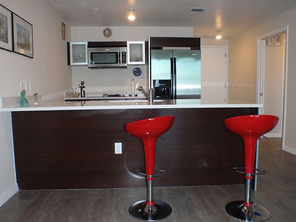2nd image of 1900 N Bayshore Dr APT 4608