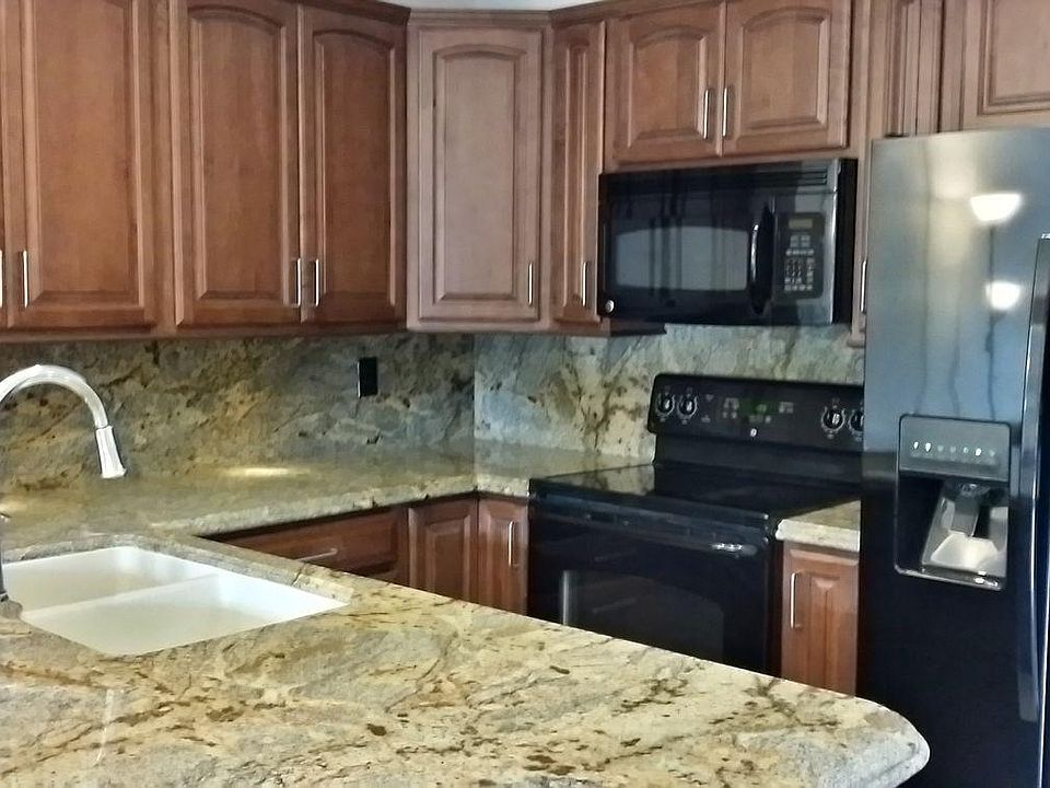 1st image of 3549 Castle Glen Dr Unit 106