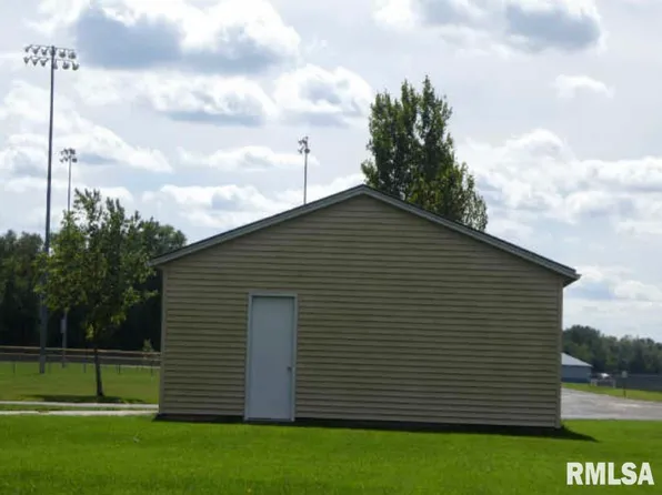 12th St, Fulton, IL 61252