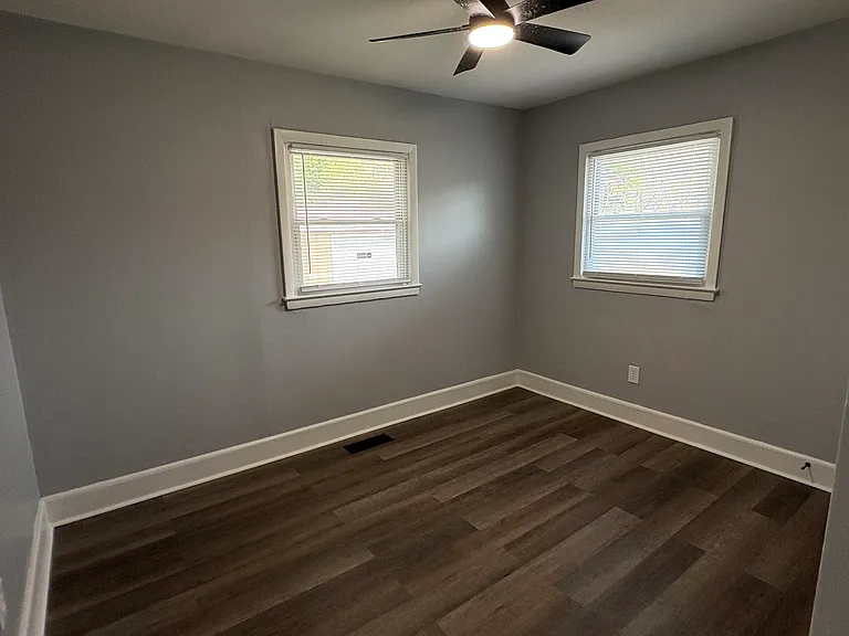 723 South Ave — Photo 11