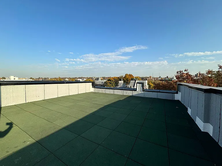23 Eldert St #2B — Photo 15